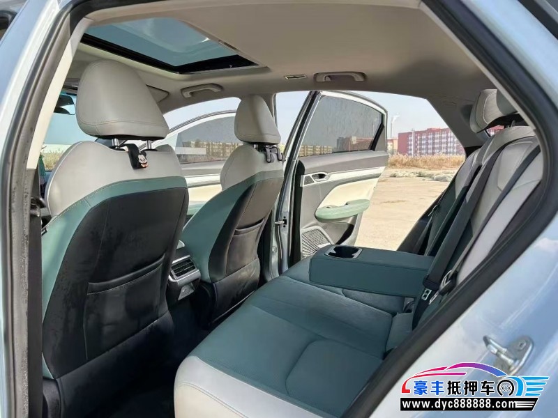 23年吉利帝豪轿车抵押车出售