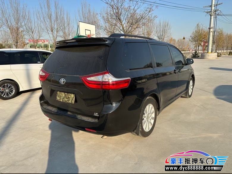 16年丰田塞纳轿车抵押车出售