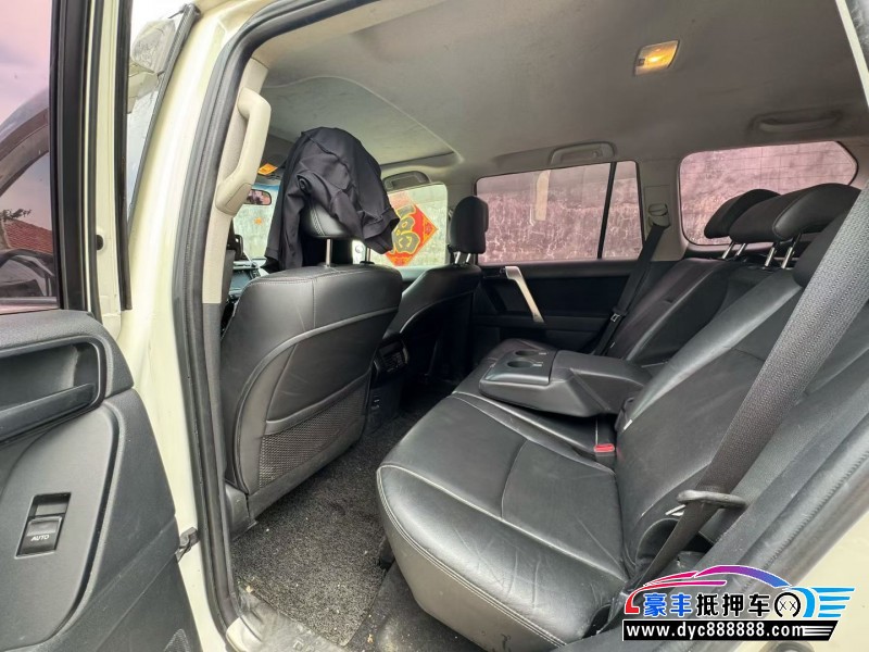 16年丰田普拉多（霸道）轿车抵押车出售