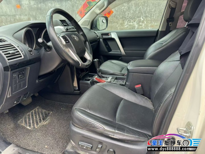 16年丰田普拉多（霸道）轿车抵押车出售