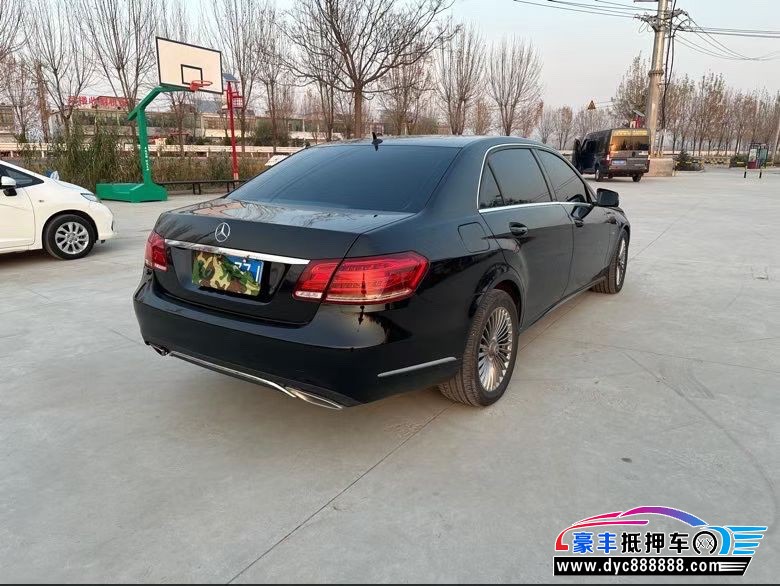 11年奔驰E轿车抵押车出售