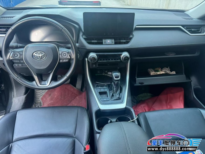 23年丰田威兰达轿车抵押车出售