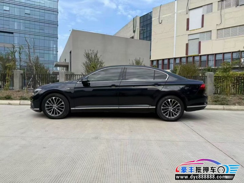 21年大众迈腾轿车抵押车出售