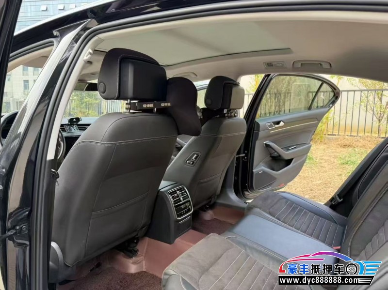 21年大众迈腾轿车抵押车出售