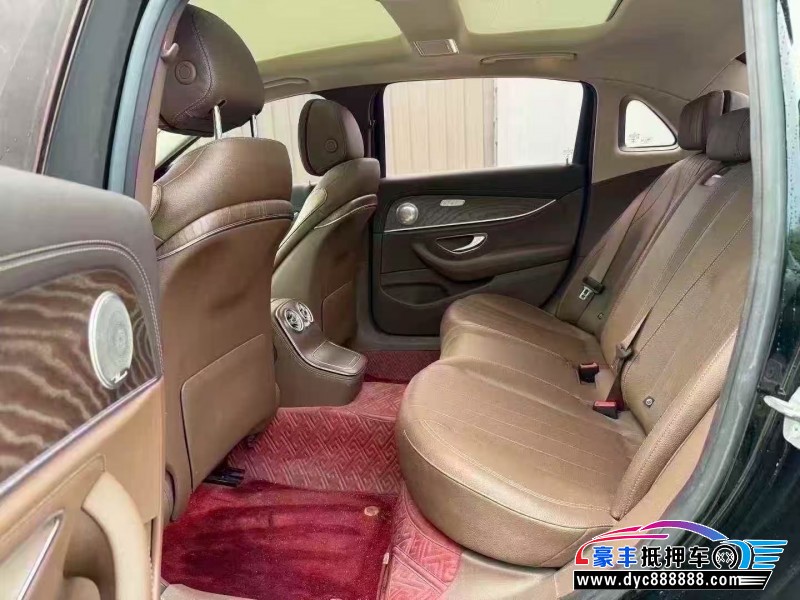 20年奔驰E轿车抵押车出售