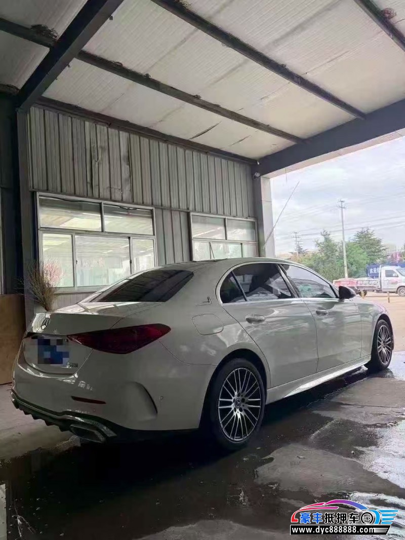 22年奔驰C轿车抵押车出售