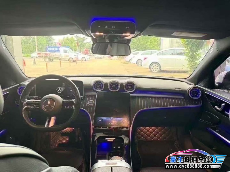 22年奔驰C轿车抵押车出售