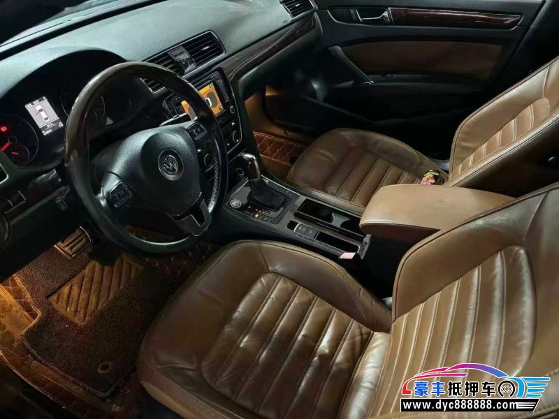12年大众帕萨特轿车抵押车出售