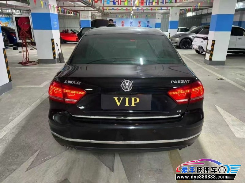 12年大众帕萨特轿车抵押车出售
