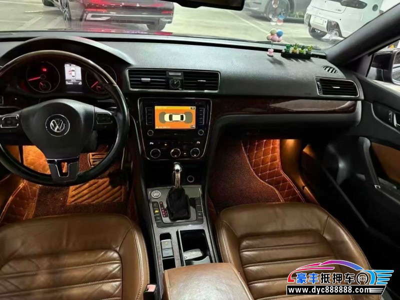 12年大众帕萨特轿车抵押车出售