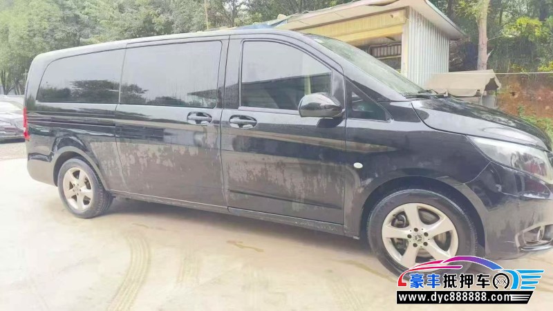 21年奔驰威霆轿车抵押车出售