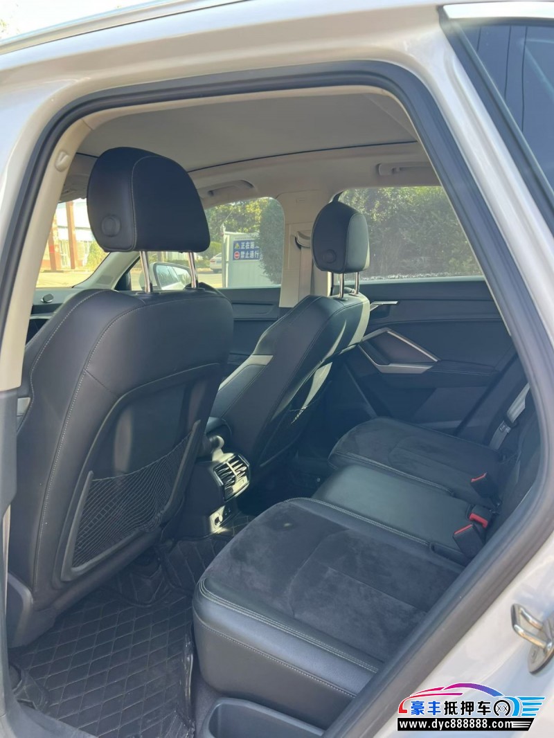 21年奥迪Q3轿车抵押车出售