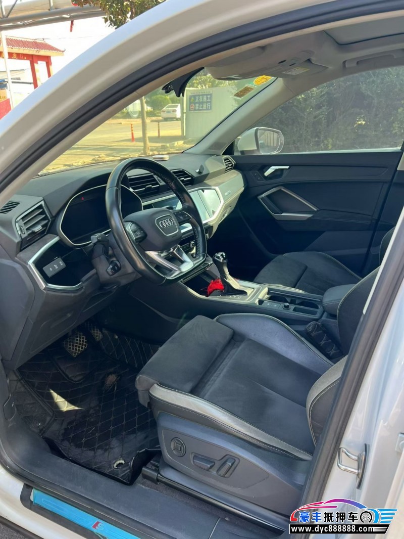 21年奥迪Q3轿车抵押车出售