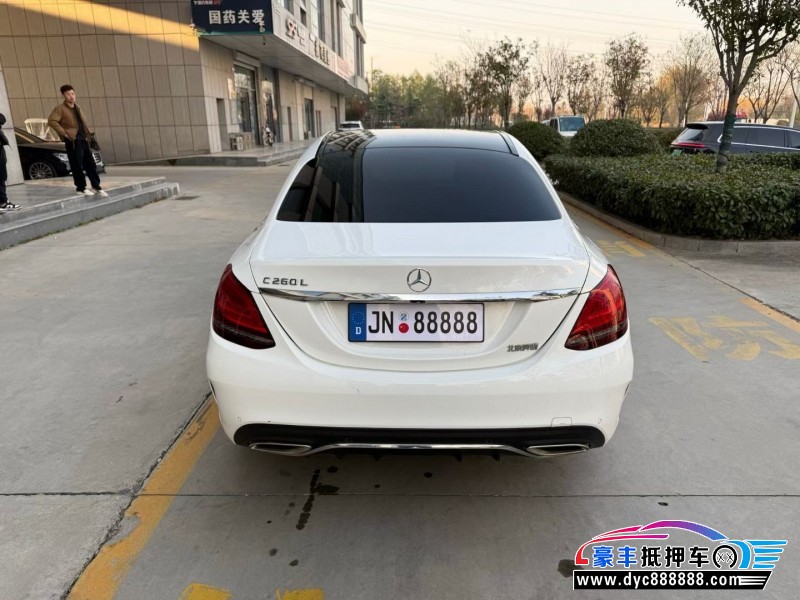 18年奔驰C轿车抵押车出售