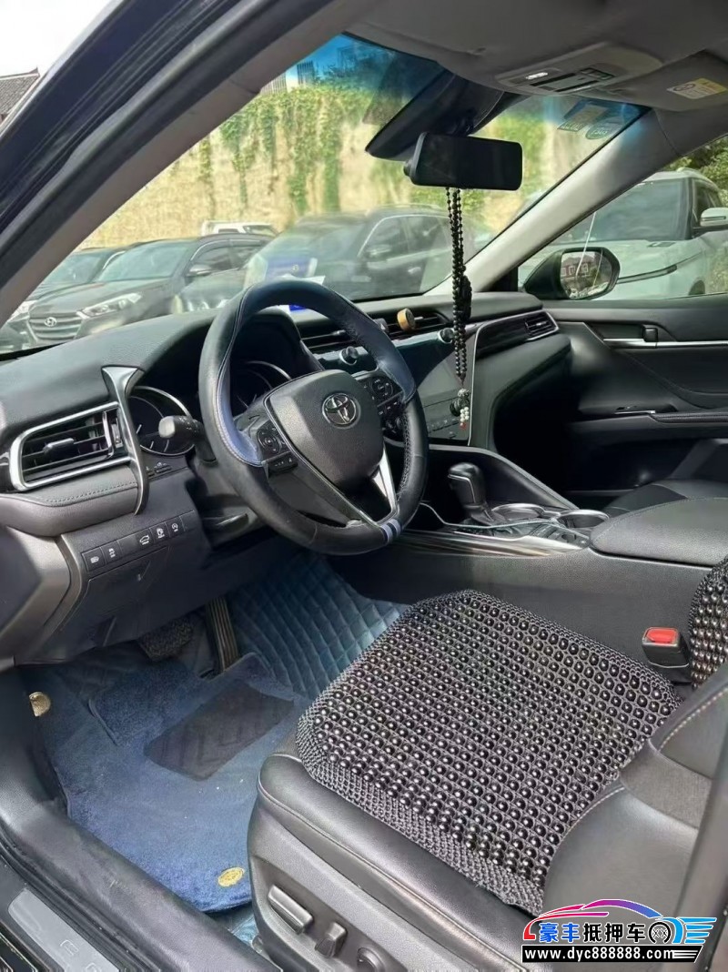 20年丰田凯美瑞轿车抵押车出售