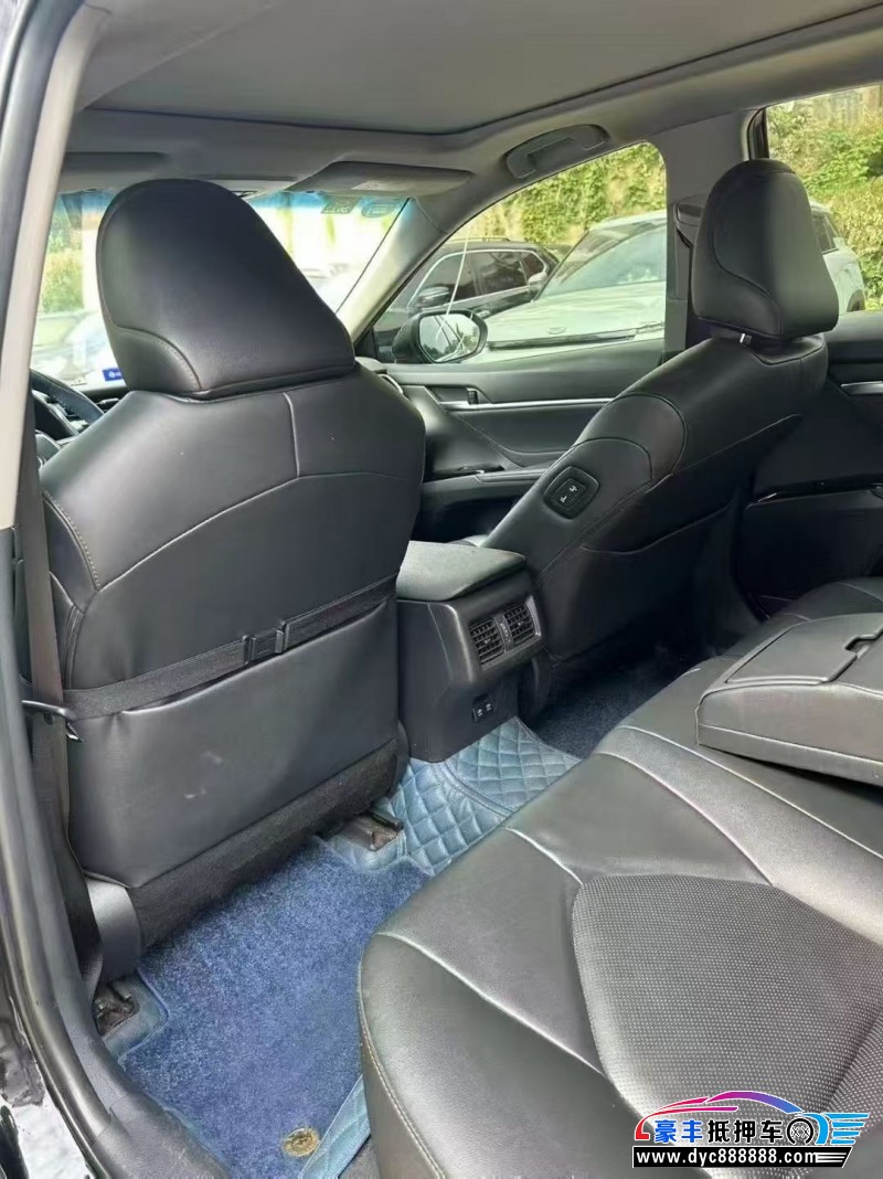 20年丰田凯美瑞轿车抵押车出售