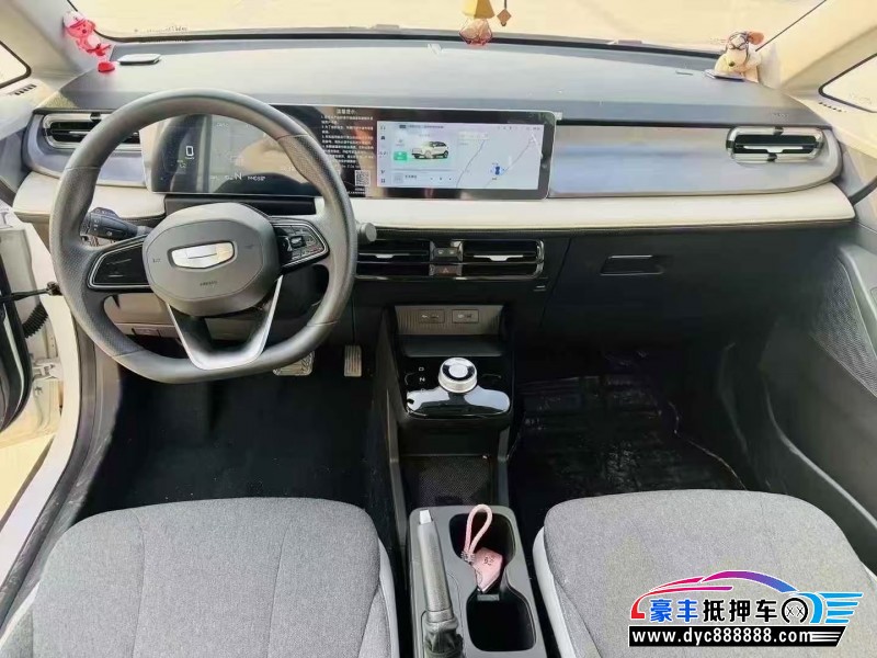 24年吉利几何轿车抵押车出售