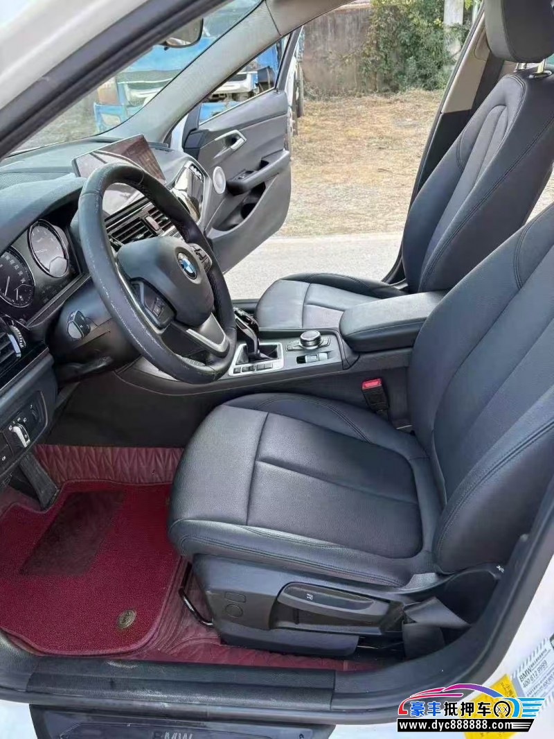 23年宝马1系轿车抵押车出售