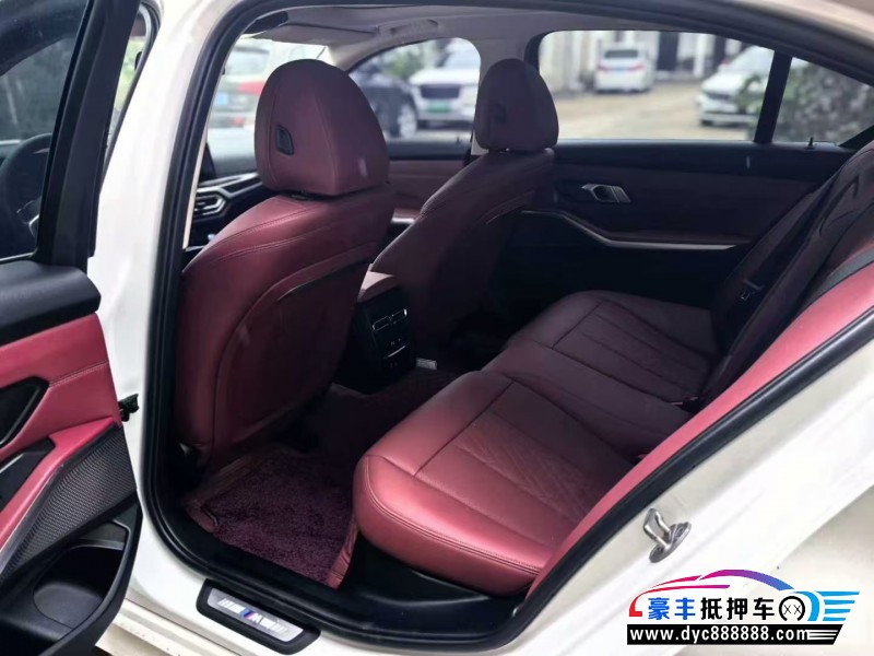 23年宝马3系轿车抵押车出售