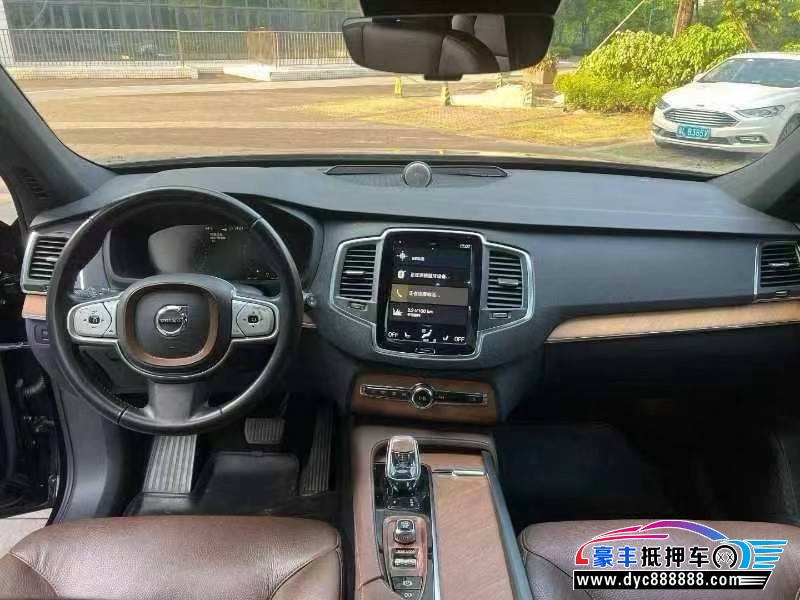21年沃尔沃XC90轿车抵押车出售