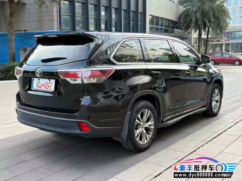 16年丰田汉兰达轿车抵押车出售