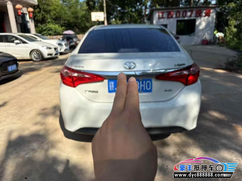 19年丰田雷凌轿车抵押车出售