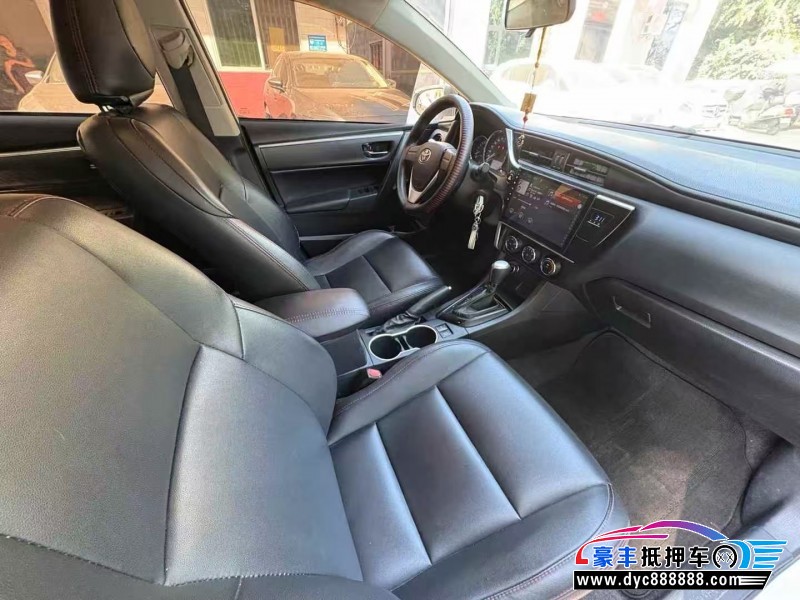 19年丰田雷凌轿车抵押车出售