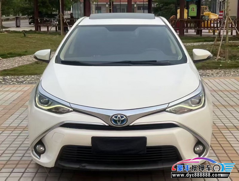 18年丰田雷凌轿车抵押车出售