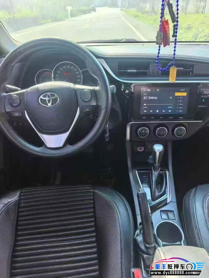 19年丰田雷凌轿车抵押车出售