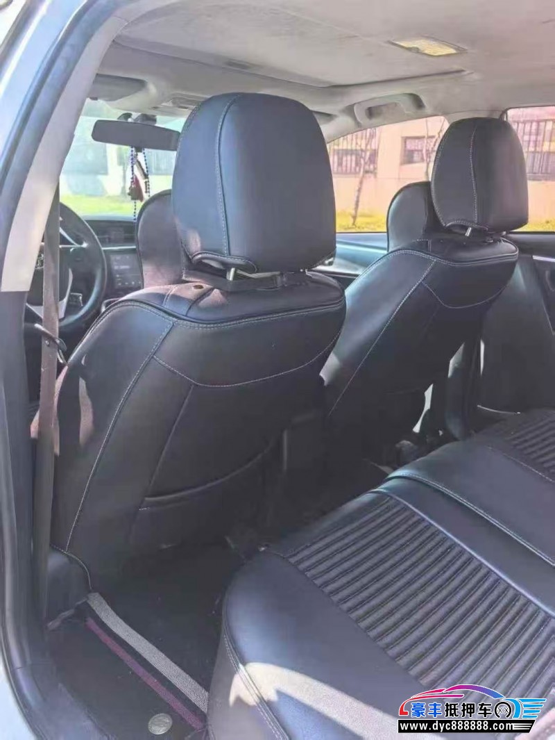 19年丰田雷凌轿车抵押车出售