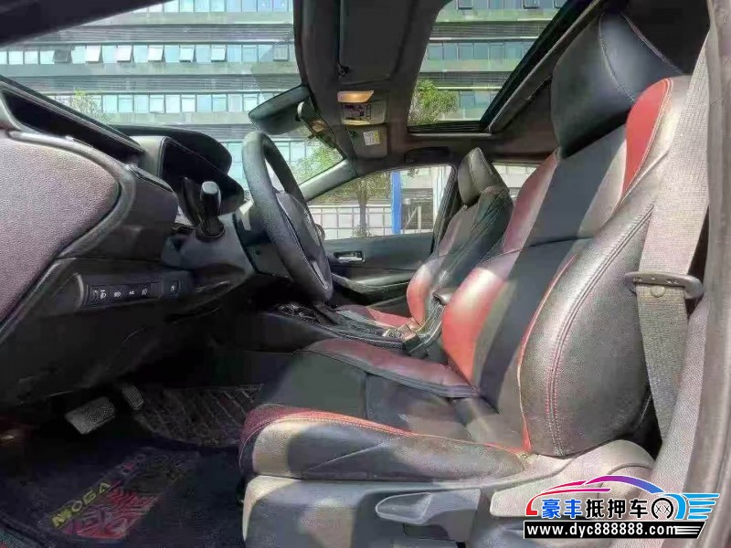 21年丰田雷凌轿车抵押车出售