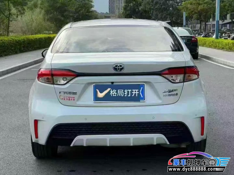 25年丰田雷凌轿车抵押车出售