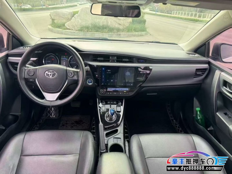 16年丰田雷凌轿车抵押车出售