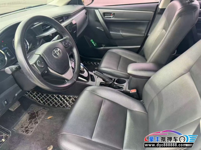 16年丰田雷凌轿车抵押车出售