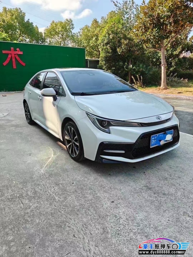 22年丰田雷凌轿车抵押车出售