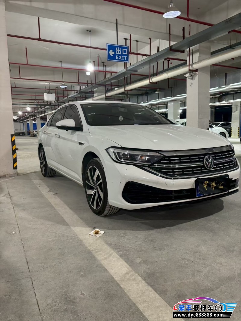 23年大众速腾轿车抵押车出售