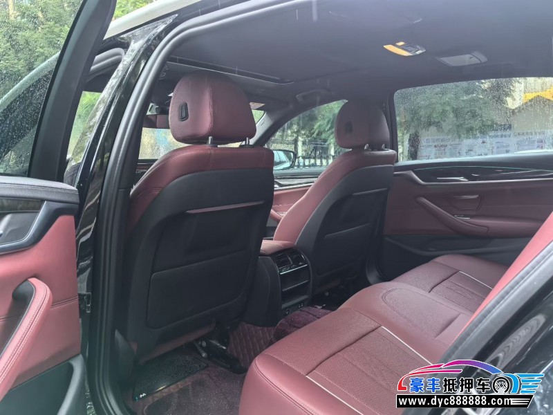 22年宝马5系轿车抵押车出售