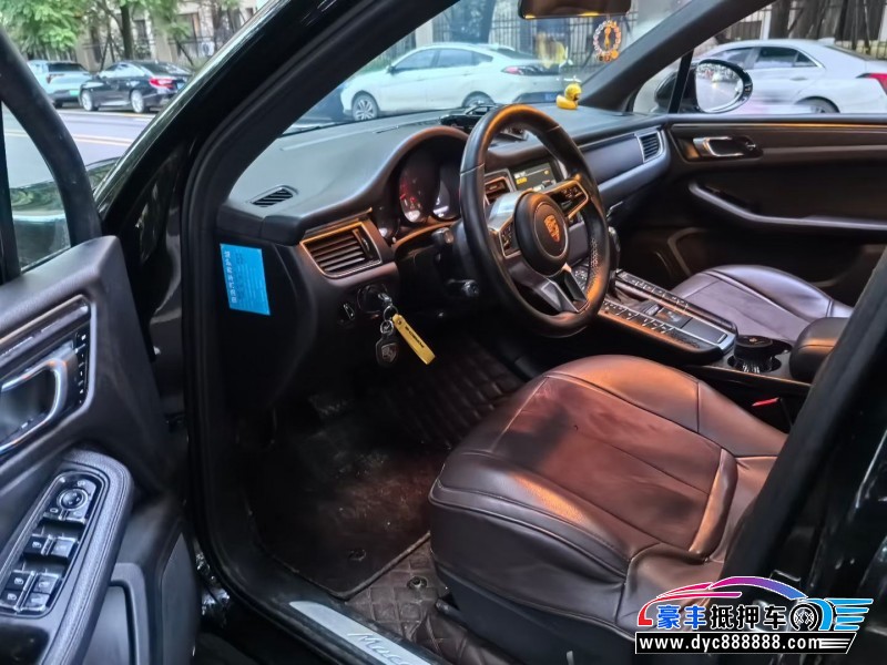 15年保时捷Macan迈凯轿车抵押车出售