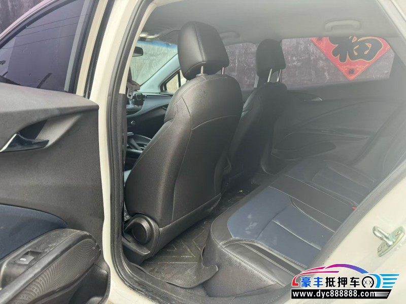 24年别克微蓝轿车抵押车出售