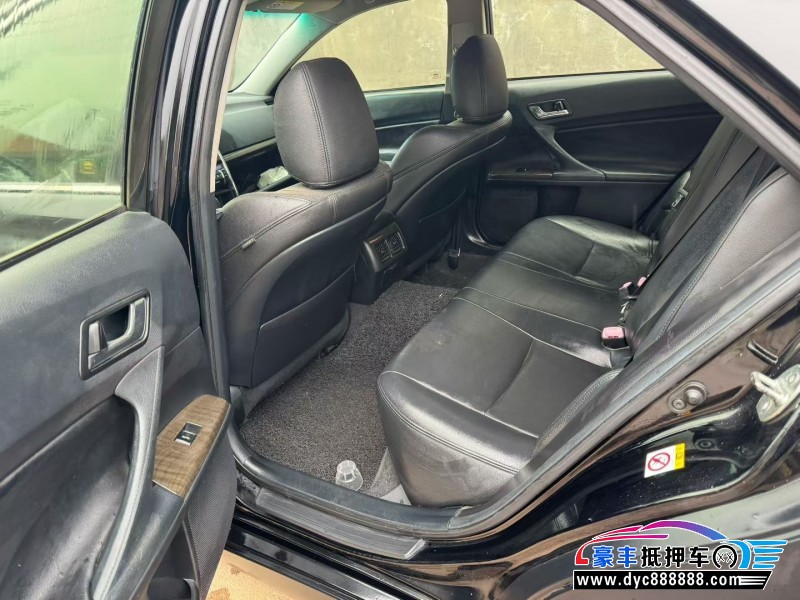 16年丰田锐志轿车抵押车出售