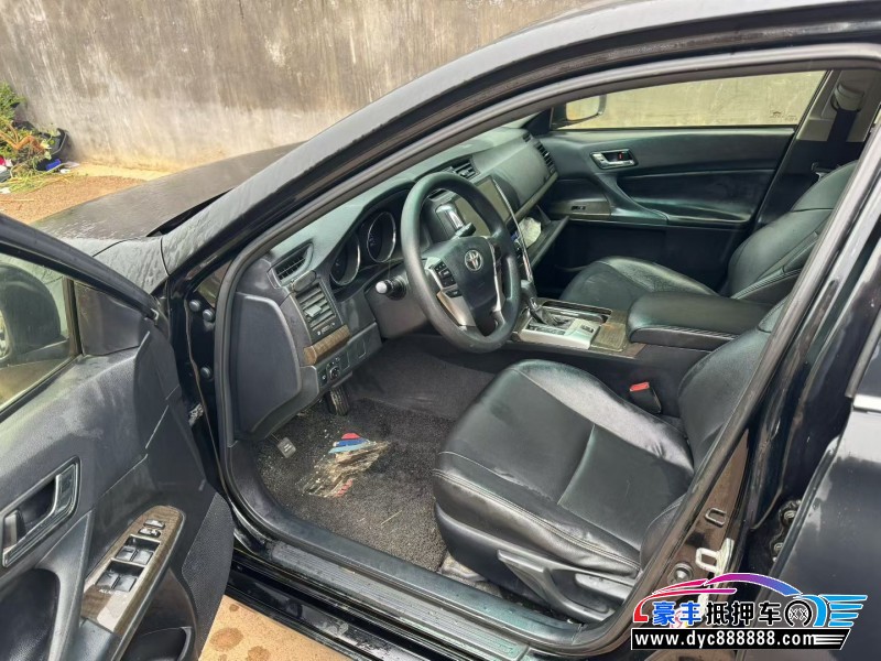 16年丰田锐志轿车抵押车出售