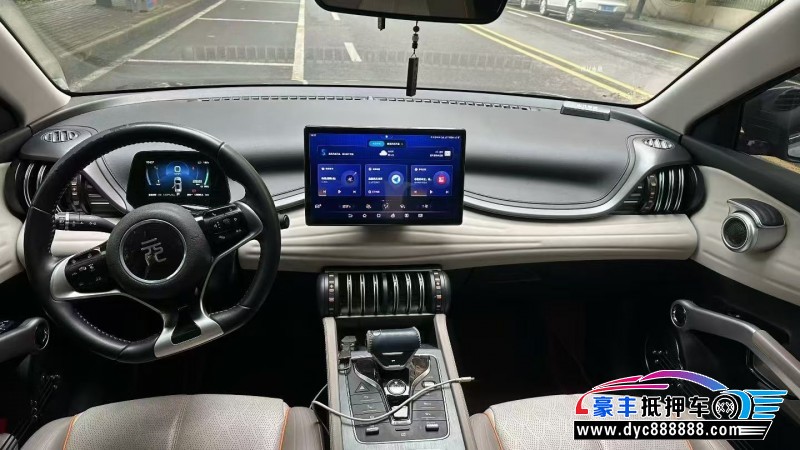 24年比亚迪元轿车抵押车出售