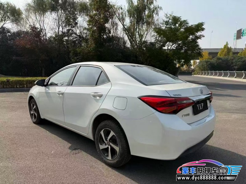 18年丰田雷凌轿车抵押车出售