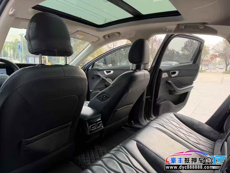 23年荣威D7轿车抵押车出售