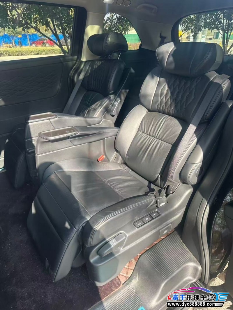 22年本田艾力绅轿车抵押车出售