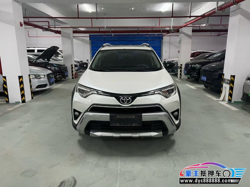 19年丰田RAV4轿车抵押车出售