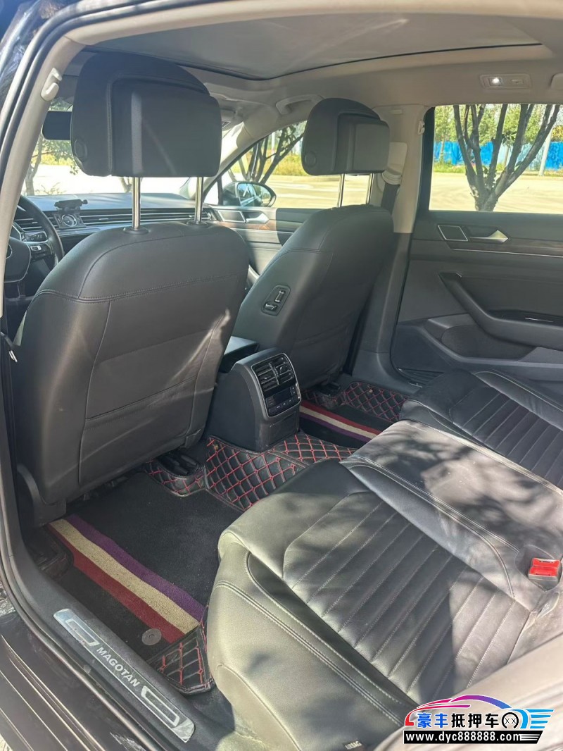 19年大众迈腾轿车抵押车出售