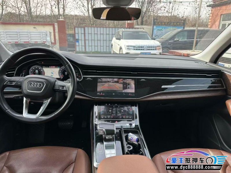 21年奥迪Q7轿车抵押车出售