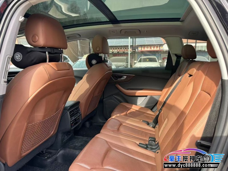 21年奥迪Q7轿车抵押车出售