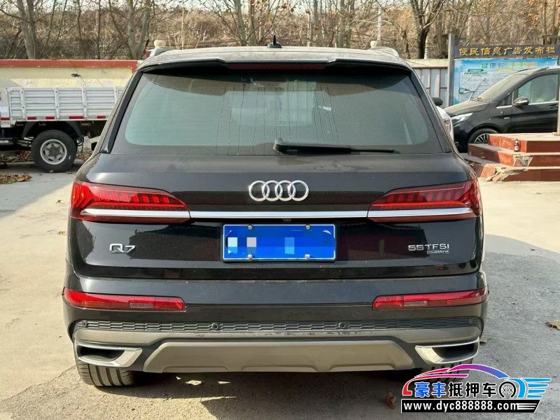 21年奥迪Q7轿车抵押车出售